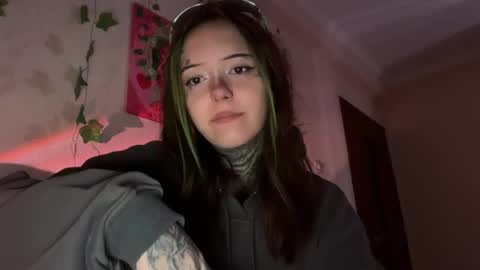 raven_armor online show from May 2026 05:21:02 PM
