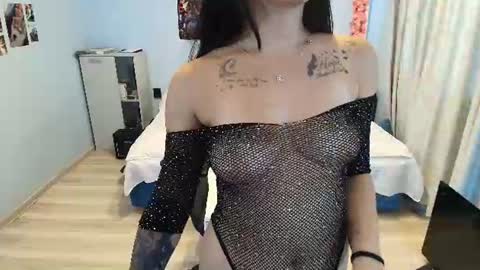 raven_haired_goddess online show from July 2026 12:48:02 PM