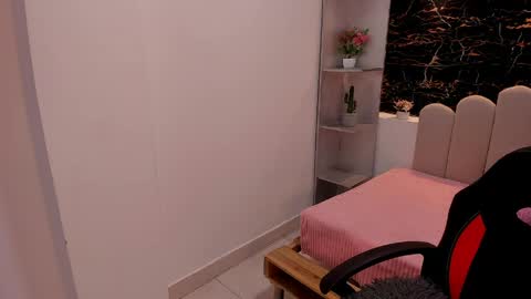 raven_loove online show from March 2026 12:43:01 PM