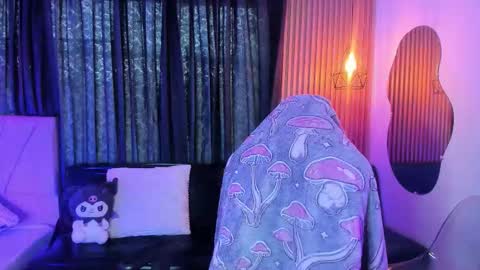 ravencollen online show from February 2026 05:40:02 PM