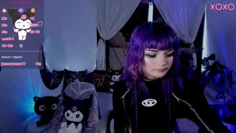 ravencollen online show from March 2026 07:52:01 PM