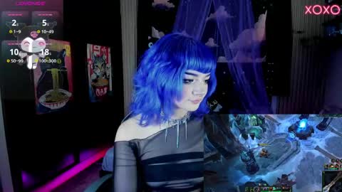Snapshot of ravencollen chatting on May 2026 08:29:01 PM ravencollen online show from May 2026 08:29:01 PM