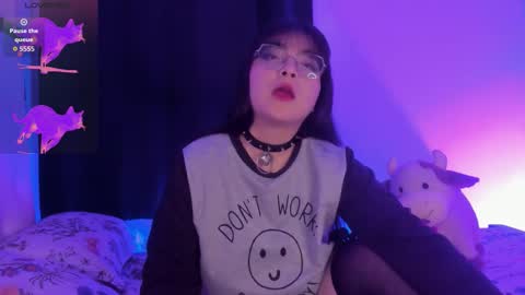 Raven  online show from November 2025 04:48:02 AM