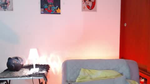 raventh_ online show from June 2026 03:33:01 AM