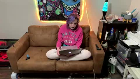 ravenxbeastie online show from February 2025 09:42:01 AM