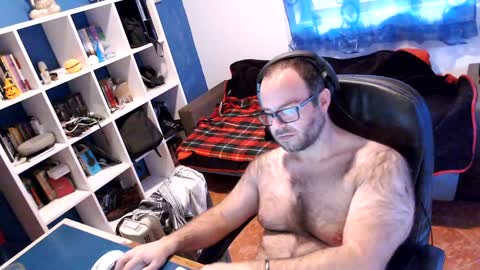 Snapshot of ravingr3d3 chatting on January 2025 03:07:02 PM ravingr3d3 online show from January 2025 03:07:02 PM