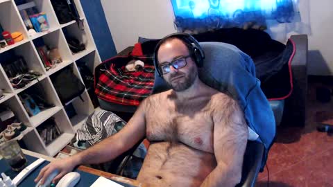 Snapshot of ravingr3d3 chatting on January 2025 03:15:01 PM ravingr3d3 online show from January 2025 03:15:01 PM