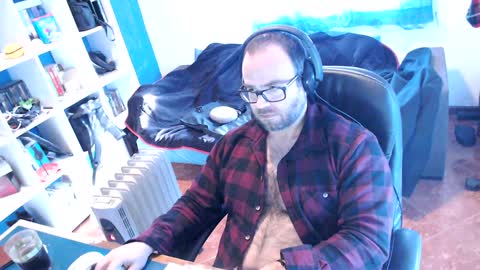 Snapshot of ravingr3d3 chatting on January 2025 03:11:01 PM ravingr3d3 online show from January 2025 03:11:01 PM