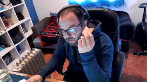 Snapshot of ravingr3d3 chatting on February 2025 09:00:02 AM ravingr3d3 online show from February 2025 09:00:02 AM