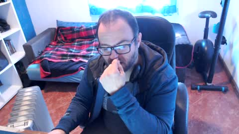 Snapshot of ravingr3d3 chatting on February 2025 12:05:02 PM ravingr3d3 online show from February 2025 12:05:02 PM