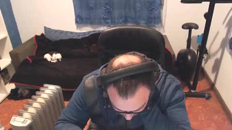 Snapshot of ravingr3d3 chatting on February 2025 10:22:01 PM ravingr3d3 online show from February 2025 10:22:01 PM
