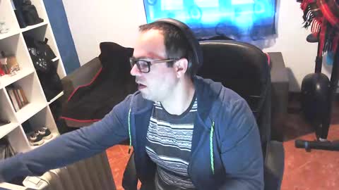 Snapshot of ravingr3d3 chatting on February 2025 09:10:01 AM ravingr3d3 online show from February 2025 09:10:01 AM