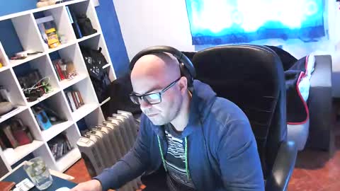 Snapshot of ravingr3d3 chatting on February 2025 12:22:01 PM ravingr3d3 online show from February 2025 12:22:01 PM