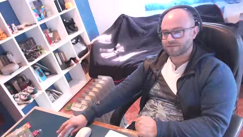 Snapshot of ravingr3d3 chatting on February 2025 03:30:02 PM ravingr3d3 online show from February 2025 03:30:02 PM