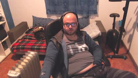Snapshot of ravingr3d3 chatting on March 2025 11:15:02 PM ravingr3d3 online show from March 2025 11:15:02 PM