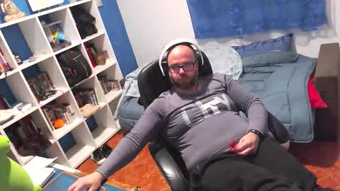 ravingr3d3 online show from February 2026 12:28:01 AM