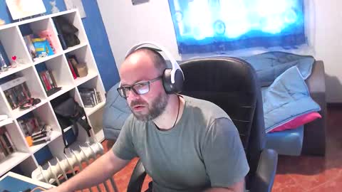 ravingr3d3 online show from March 2026 09:26:01 AM