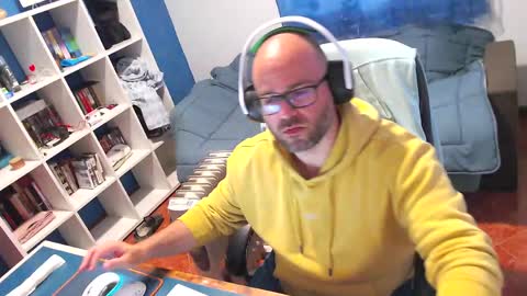 ravingr3d3 online show from April 2026 01:28:01 PM