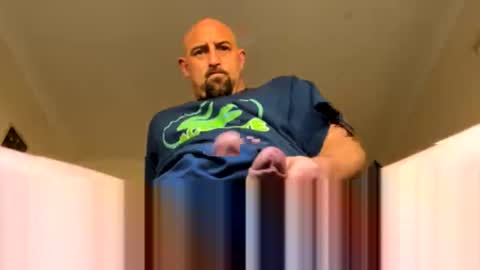 Snapshot of rawdillz121 chatting on September 2025 10:04:01 PM Down under guy online show from September 2025 10:04:01 PM