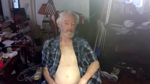 Snapshot of ray1776ray chatting on September 2025 11:39:02 PM ray1776ray online show from September 2025 11:39:02 PM