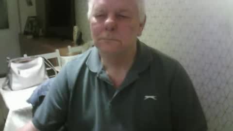 ray47 online show from September 2025 11:10:02 PM