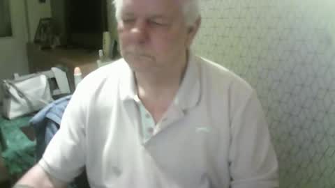 ray47 online show from October 2025 10:30:02 PM