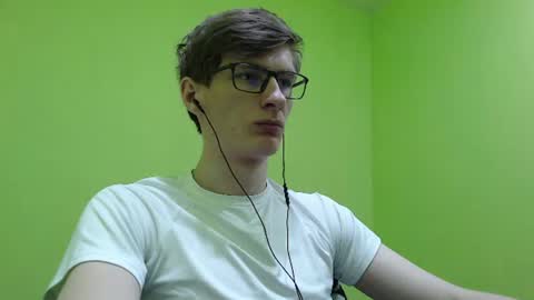 Snapshot of ray_booy chatting on June 2026 09:01:01 AM Ray Booy online show from June 2026 09:01:01 AM