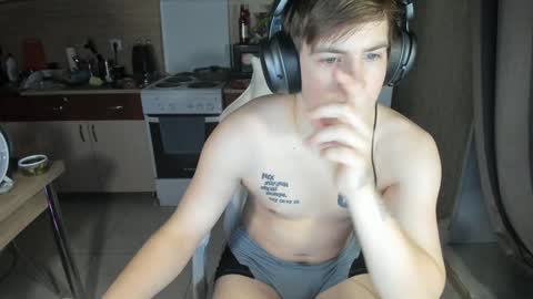 Ray online show from December 2024 07:38:02 PM