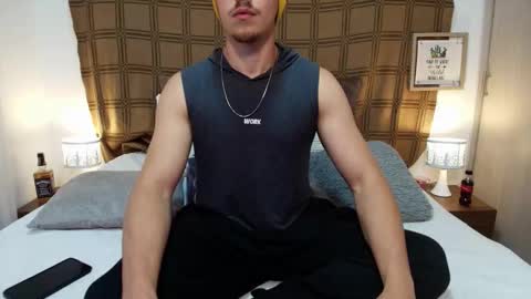 Ray online show from September 2025 09:31:01 PM