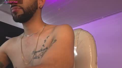 rayan_ortiz online show from November 2025 06:11:02 AM