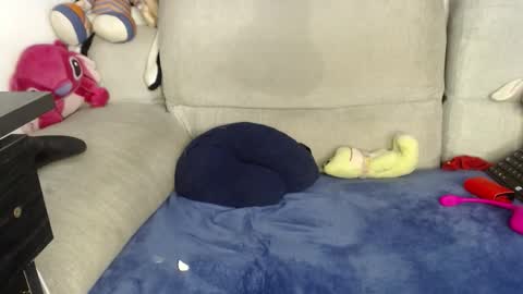 Ray  online show from November 2025 09:47:01 PM