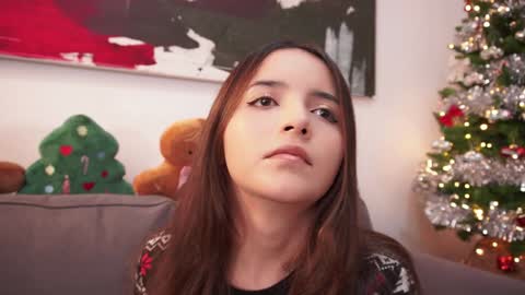 Snapshot of raychell_black chatting on December 2024 04:21:01 PM Raychell Black online show from December 2024 04:21:01 PM
