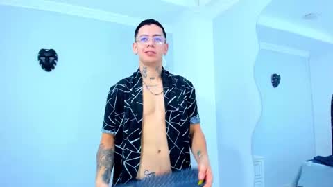 Raymond Stonee online show from February 2025 01:49:02 PM