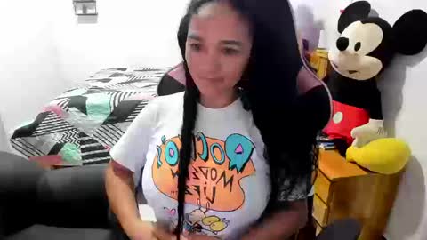 Danna online show from March 2026 03:18:01 PM