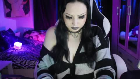 My kittensIm on vacation until July 25th. You can join the fan club  free content  online show from April 2026 06:05:02 PM