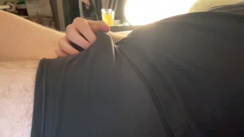 Snapshot of rbnaustiiin chatting on January 2025 06:52:01 PM rbnaustiiin online show from January 2025 06:52:01 PM