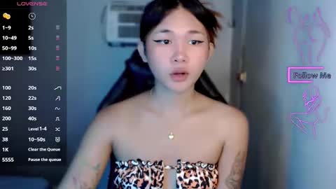 Snapshot of ready_or_notxx chatting on September 2025 12:21:02 AM DIANE online show from September 2025 12:21:02 AM