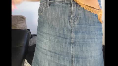 Fannie online show from October 2025 04:06:02 PM