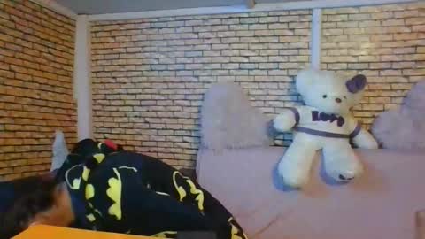 real_coupl3 online show from December 2025 09:35:01 PM