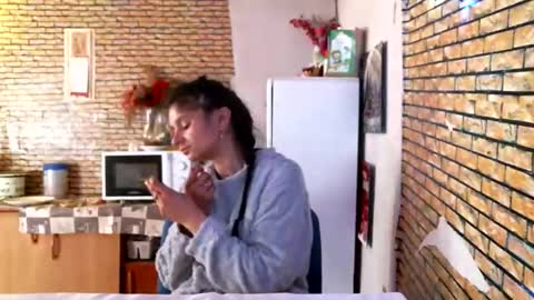 real_coupl3 online show from April 2026 07:42:01 AM