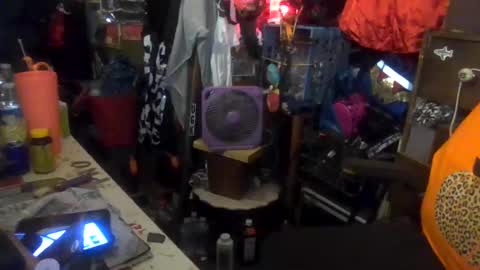 Snapshot of reallyredrum69th chatting on October 2025 05:43:02 AM reallyredrum69th online show from October 2025 05:43:02 AM