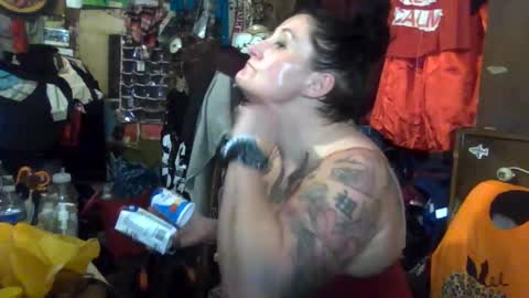 Snapshot of reallyredrum69th chatting on October 2025 06:25:02 AM reallyredrum69th online show from October 2025 06:25:02 AM