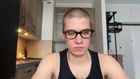 AliceEve online show from April 2026 11:16:01 AM