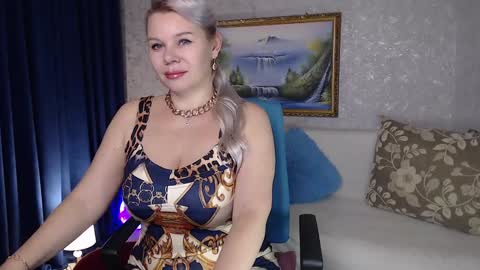 Snapshot of reasonforpassion_ chatting on January 2025 05:07:02 PM Im a little sick. Ill be back soon. online show from January 2025 05:07:02 PM