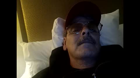 reaviss228851 online show from November 2025 03:27:01 AM