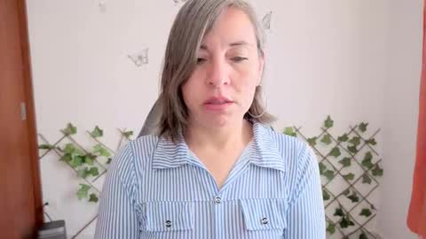 Rebbeca online show from February 2026 12:42:01 PM