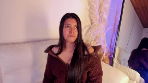 Snapshot of rebeca_williams_ chatting on January 2025 11:32:01 PM Rebeca Williams online show from January 2025 11:32:01 PM