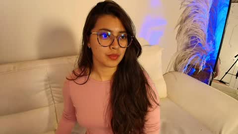 Snapshot of rebeca_williams_ chatting on February 2025 10:39:01 PM Rebeca Williams online show from February 2025 10:39:01 PM