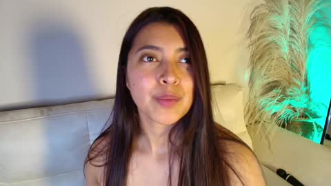 Snapshot of rebeca_williams_ chatting on February 2025 05:10:01 AM Rebeca Williams online show from February 2025 05:10:01 AM