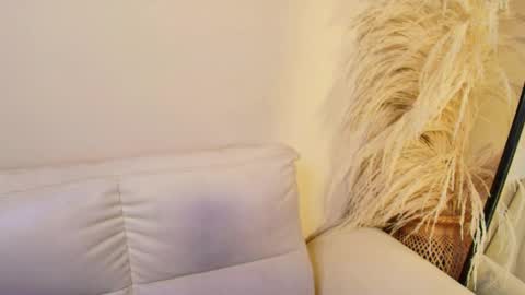 Snapshot of rebeca_williams_ chatting on February 2025 02:18:01 AM Rebeca Williams online show from February 2025 02:18:01 AM